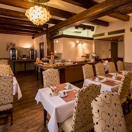 Szálloda Le Bristol Gare