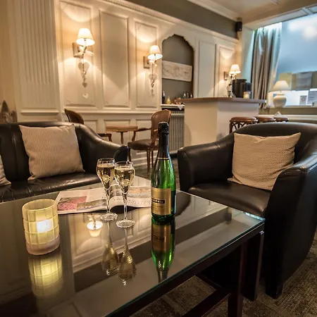 ホテル Le Bristol Gare ストラスブール