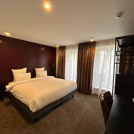 Szálloda Le Bristol Gare 3*