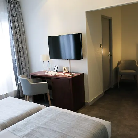 Le Bristol Gare Otel 3*