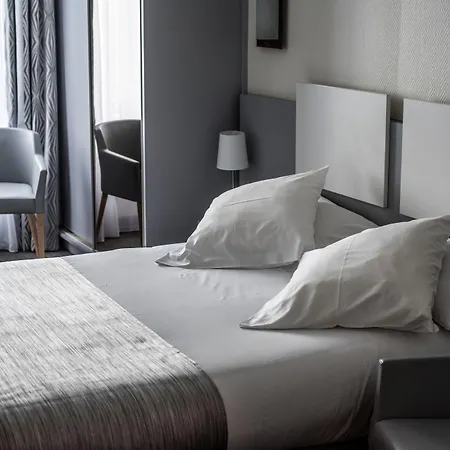 Le Bristol Gare ホテル