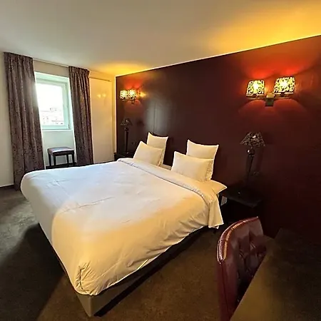 Le Bristol Gare Otel