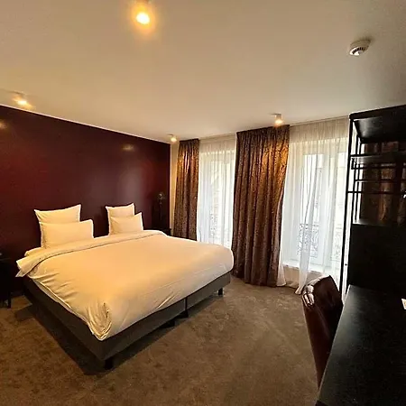 Le Bristol Gare Otel 3*