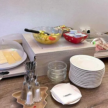 Le Bristol Gare Otel Strazburg