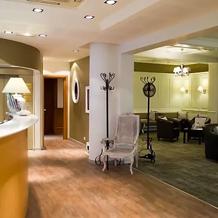 Le Bristol Gare Otel 3*