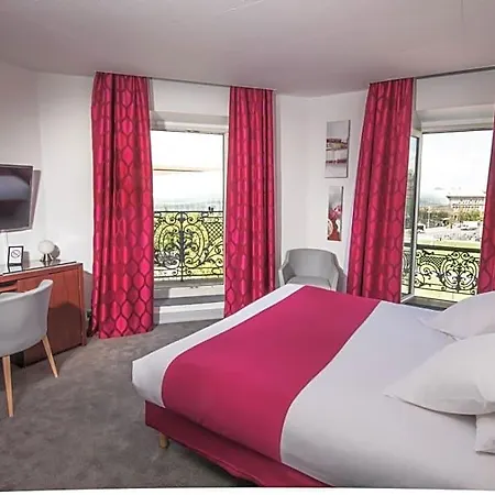Otel Le Bristol Gare 3*