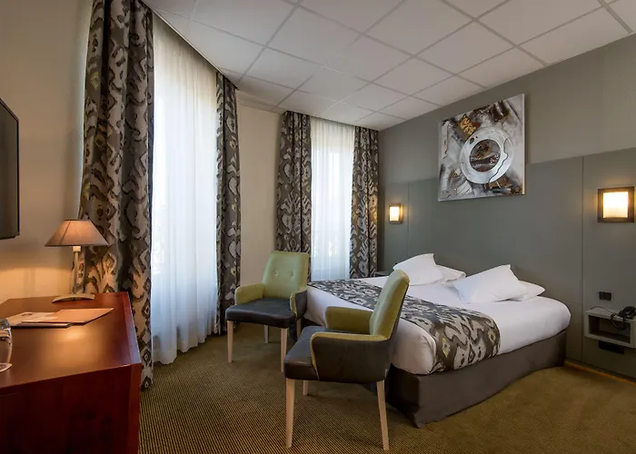 Le Bristol Gare Hotell