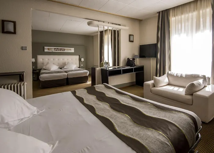 Le Bristol Gare Hotell 3*