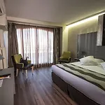Le Bristol Gare Hotel