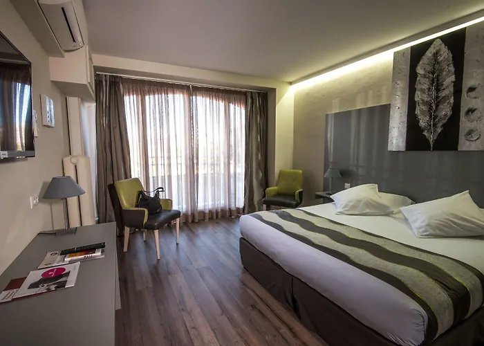 Le Bristol Gare Hotel